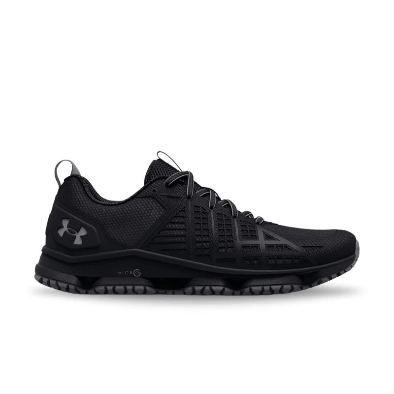 Playful Fashion Offers Under Armour Women's UA Micro G Strikefast - Black/Pitch Gray