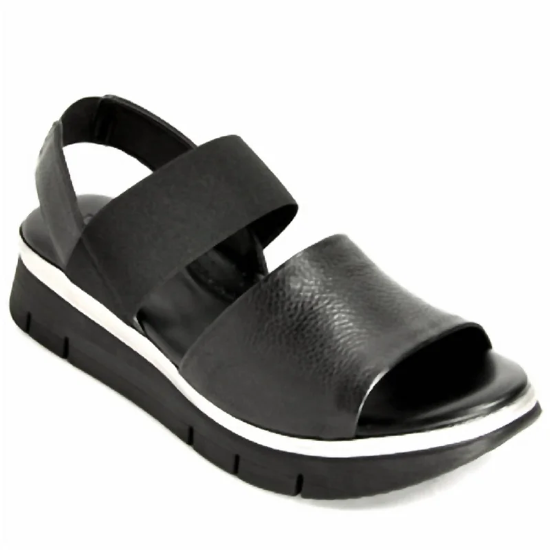 Women's Cushy Sandal In Black