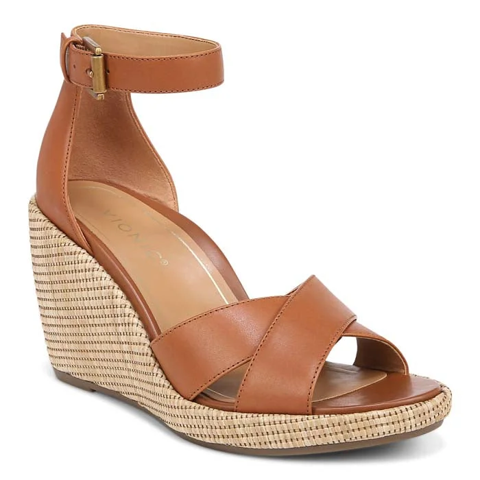 Womens Vionic Marina in Camel