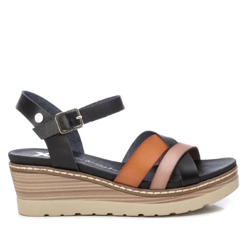 Women's Wedge Sandals In Black