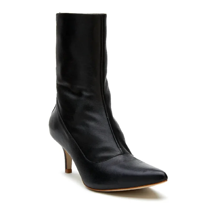 Women's Cici Boots In Black